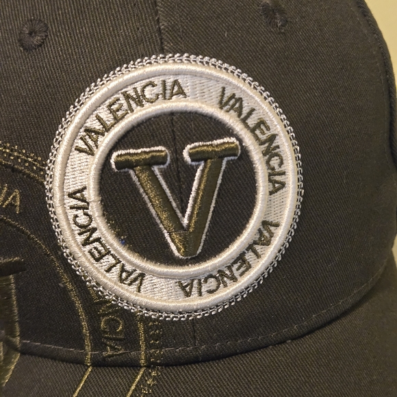 Robin Ruth Valencia Unisex Baseball Cap Embroidered Black Adjustable Cotton - Picture 7 of 16